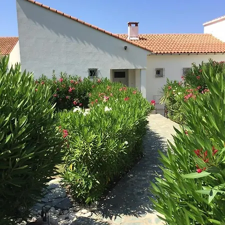 別荘 Maison Pieds Dans L Eau St Florent サン・フロラン