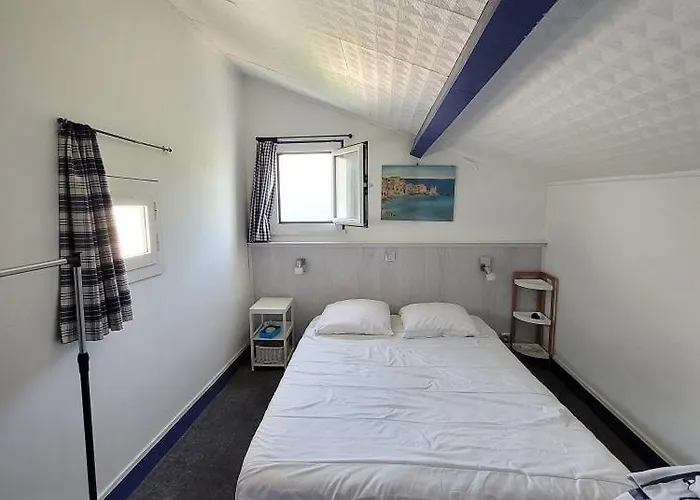 Holiday home Maison Pieds Dans L Eau St Florent Saint-Florent (Corsica)